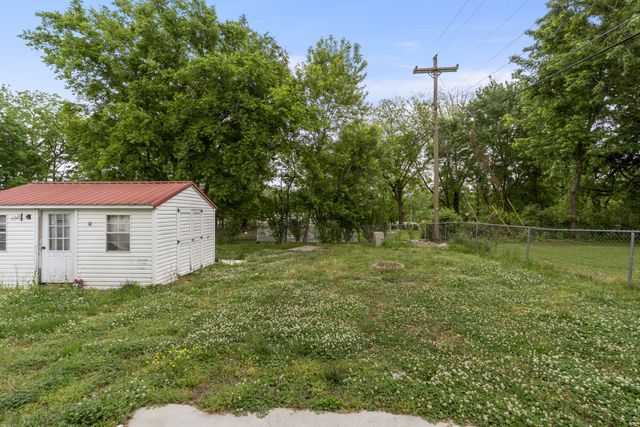 420 Durrett St, Springfield, TN 37172
