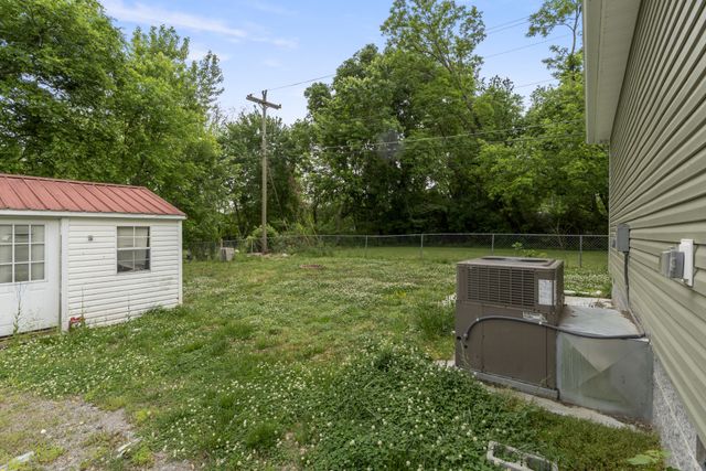 420 Durrett St, Springfield, TN 37172