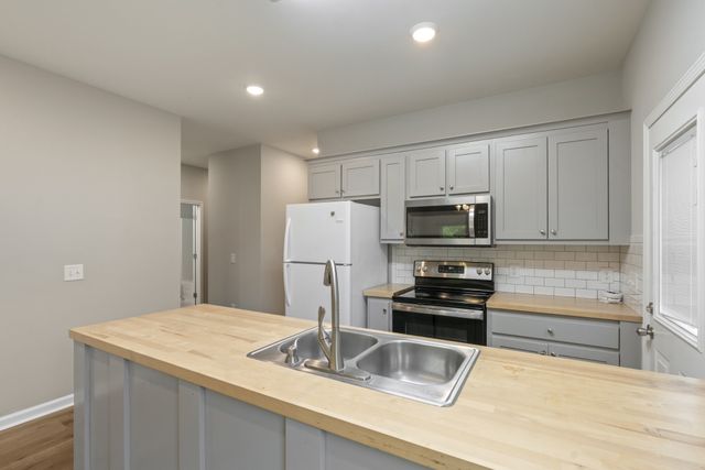 420 Durrett St, Springfield, TN 37172