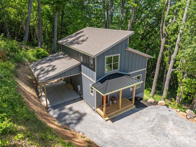 214 Aster Ridge Drive, Waynesville, NC 28786