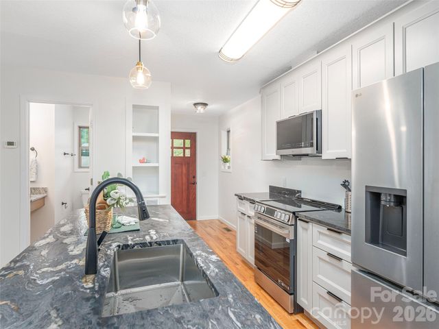 214 Aster Ridge Drive, Waynesville, NC 28786