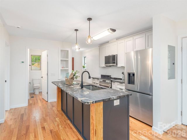 214 Aster Ridge Drive, Waynesville, NC 28786