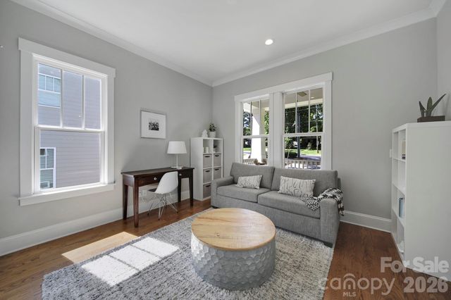 3015 Commonwealth Avenue, Charlotte, NC 28205