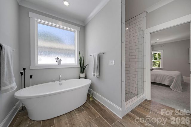 3015 Commonwealth Avenue, Charlotte, NC 28205