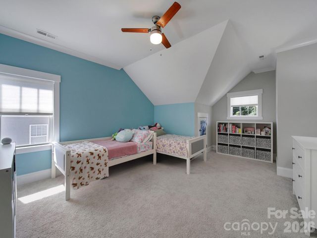 3015 Commonwealth Avenue, Charlotte, NC 28205