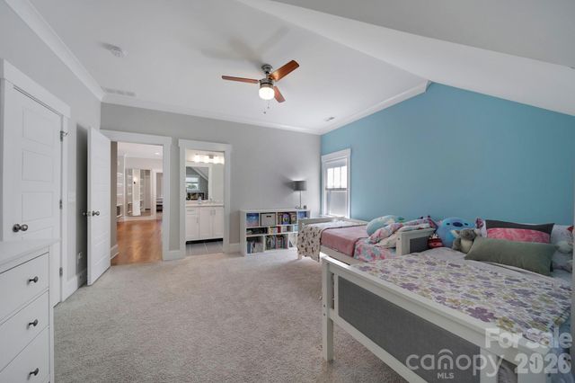3015 Commonwealth Avenue, Charlotte, NC 28205