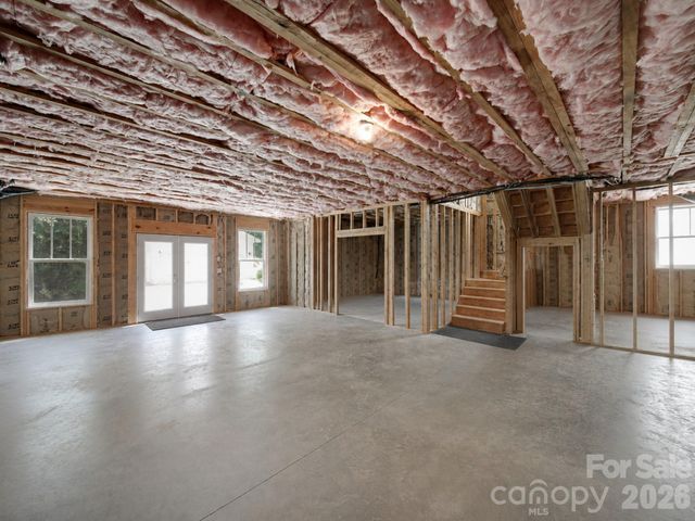 3015 Commonwealth Avenue, Charlotte, NC 28205