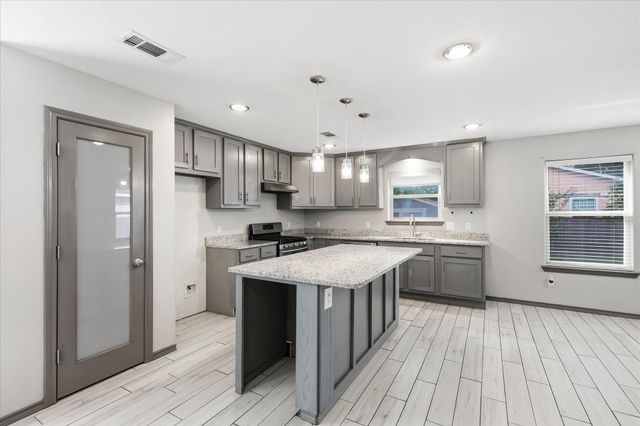 1804 Glenmore Avenue, Fort Worth, TX 76102