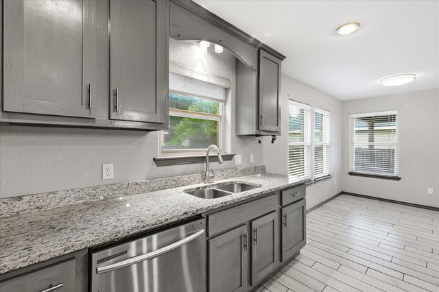 1804 Glenmore Avenue, Fort Worth, TX 76102
