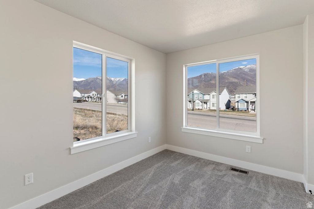 Image 16 of property listing at 3130 N 1675 E, Layton, UT 84040