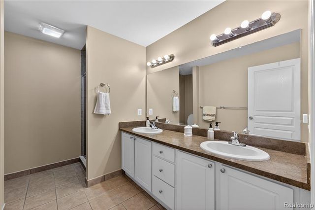 11693 Squiers Boulevard, Utica, MI 48315