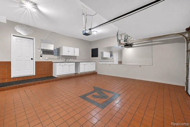 11693 Squiers Boulevard, Utica, MI 48315