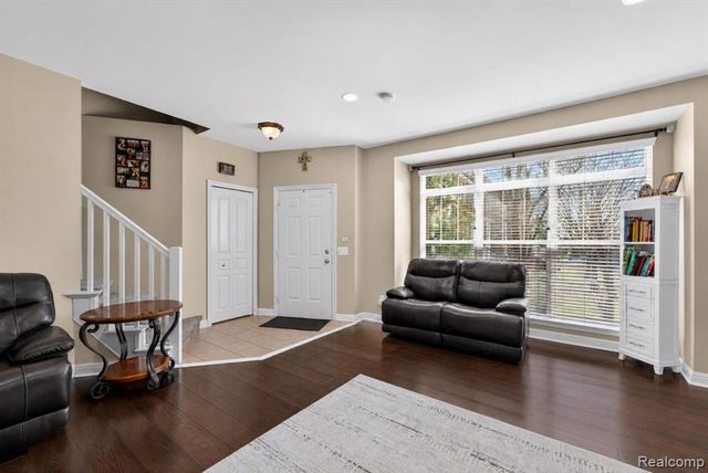 11693 Squiers Boulevard, Utica, MI 48315