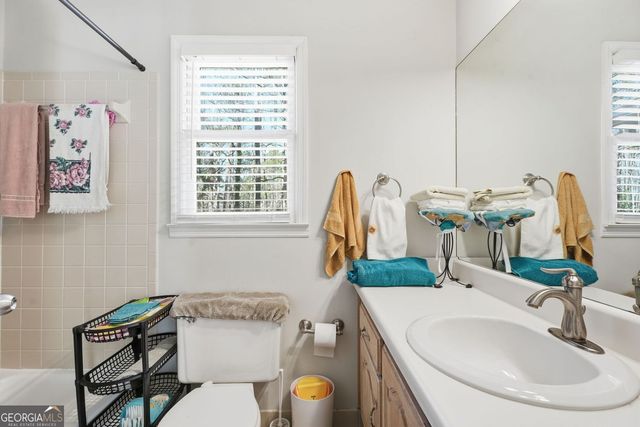 2940 Summit Drive, Jonesboro, GA 30236