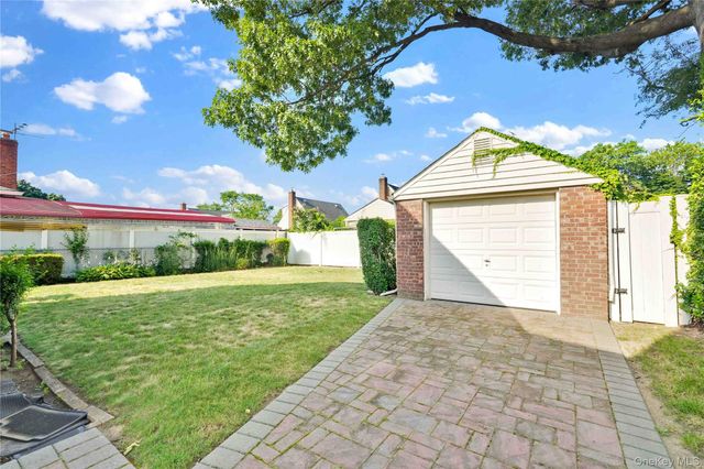 12114 Grayson Street, Springfield Gardens, NY 11413