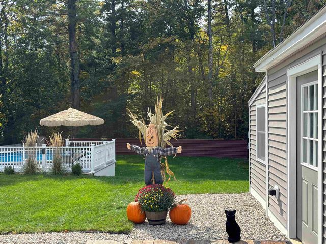 158 E Main Street, Hampstead, NH 03826