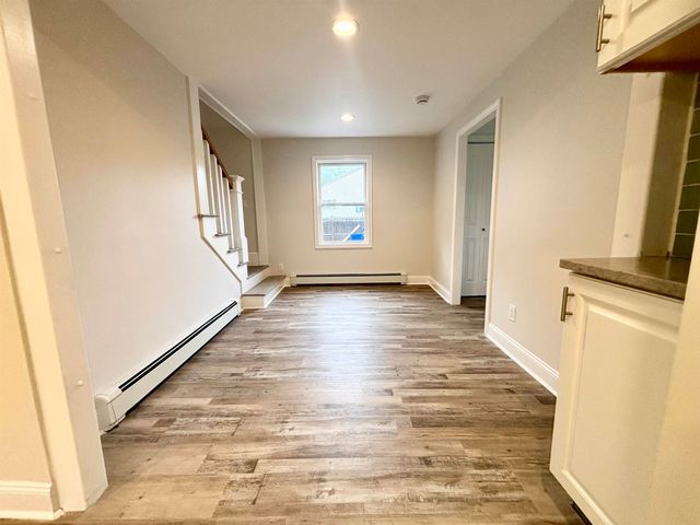 158 E Main Street, Hampstead, NH 03826