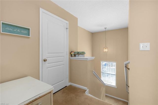 1423 Otterbourne CIR, Chesapeake, VA 23320