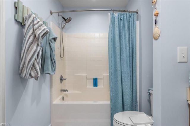 1423 Otterbourne CIR, Chesapeake, VA 23320