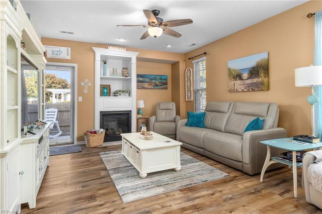 1423 Otterbourne CIR, Chesapeake, VA 23320