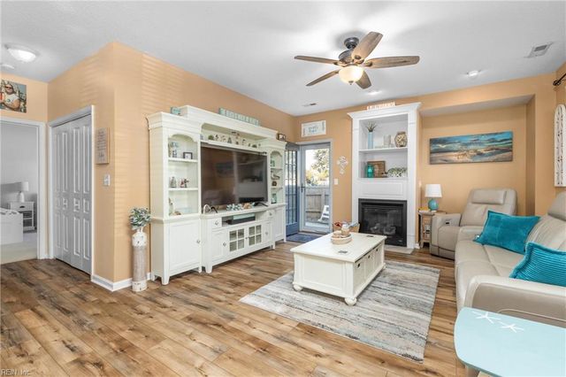 1423 Otterbourne CIR, Chesapeake, VA 23320