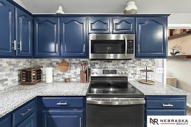 3209 Meghan Drive, Bellevue, NE 68123