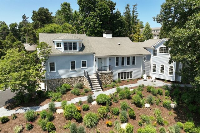 20 Nichols Rd, Cohasset, MA 02025
