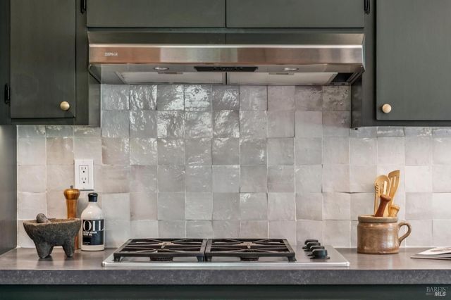 120 E Manor Dr, Mill Valley, CA 94941