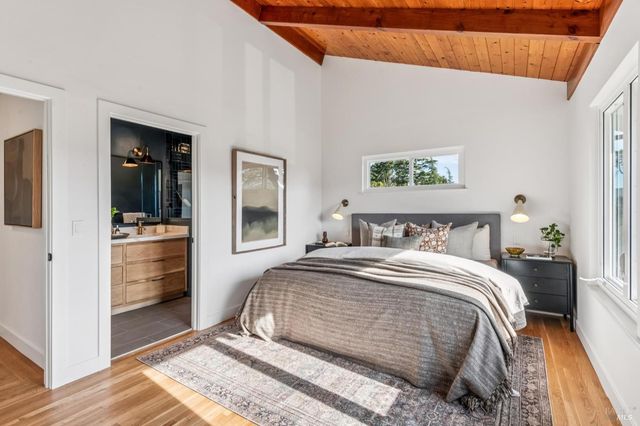 120 E Manor Dr, Mill Valley, CA 94941