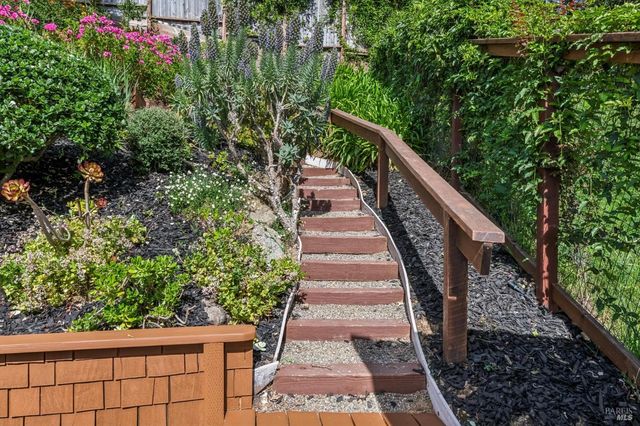 120 E Manor Dr, Mill Valley, CA 94941