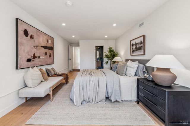 120 E Manor Dr, Mill Valley, CA 94941