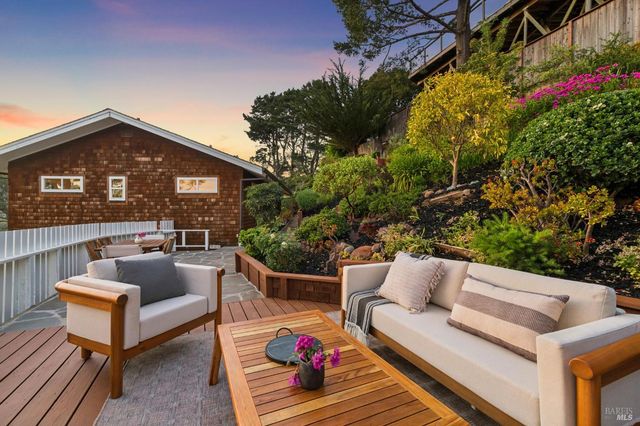 120 E Manor Dr, Mill Valley, CA 94941