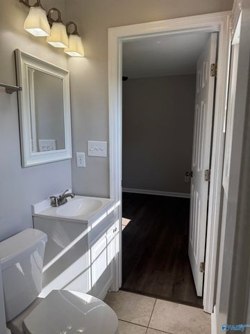 4728 NW Lumary Drive NW, Huntsville, AL 35810