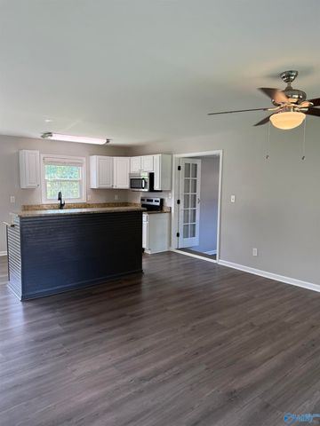 4728 NW Lumary Drive NW, Huntsville, AL 35810