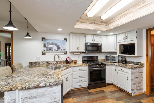 11960 Civic Circle, Mooresville, IN 46158
