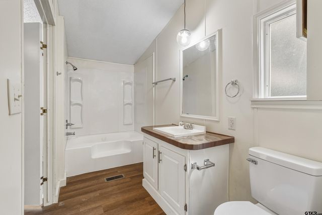 14220 CR 434, Lindale, TX 75771