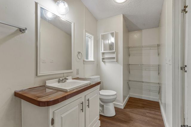 14220 CR 434, Lindale, TX 75771