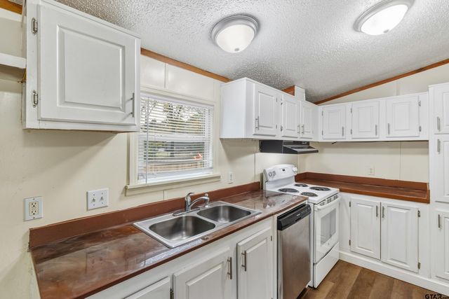 14220 CR 434, Lindale, TX 75771