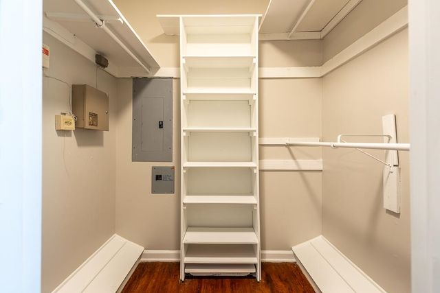 1539 BROOKSIDE DR, Germantown, TN 38138