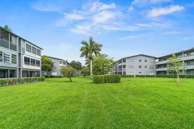 175 Suffolk E, Boca Raton, FL 33434