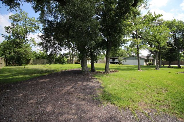 16739 Forest Trail Drive, Channelview, TX 77530