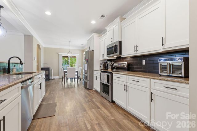3119 Kelsey Plaza, Kannapolis, NC 28081