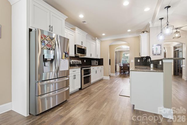 3119 Kelsey Plaza, Kannapolis, NC 28081