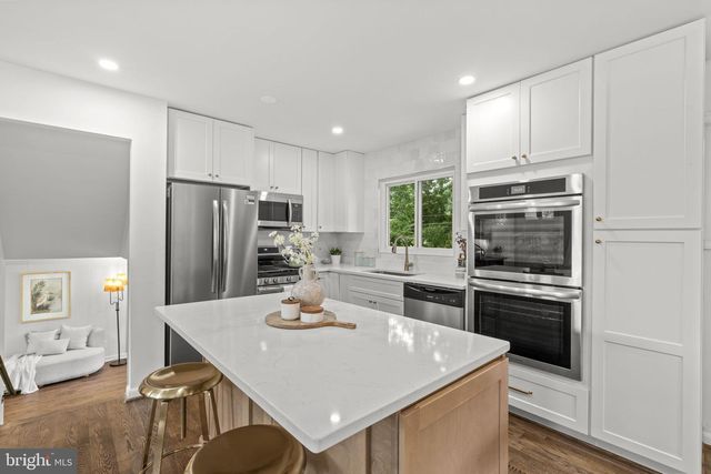21 WENDSLOW RD, Lutherville Timonium, MD 21093