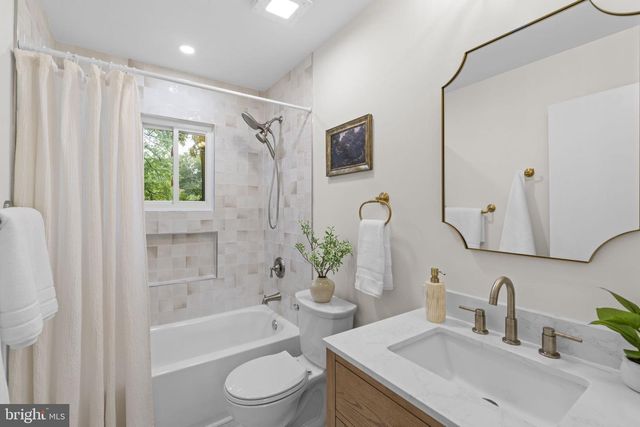 21 WENDSLOW RD, Lutherville Timonium, MD 21093