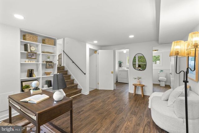 21 WENDSLOW RD, Lutherville Timonium, MD 21093