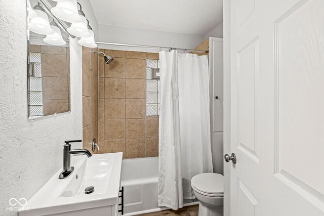 1305 Lawrence Avenue, Indianapolis, IN 46227