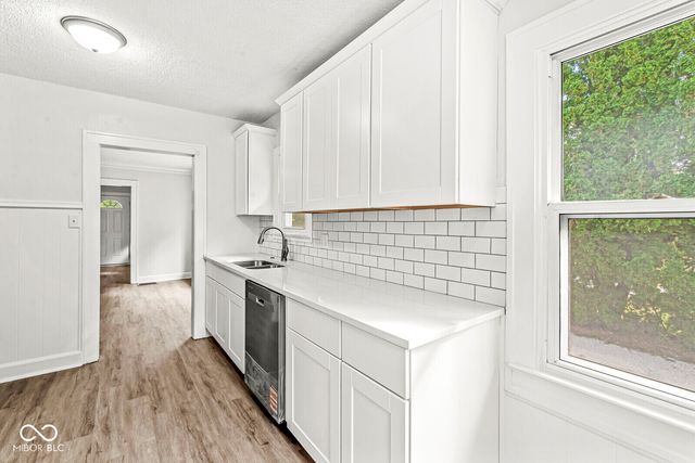 1305 Lawrence Avenue, Indianapolis, IN 46227