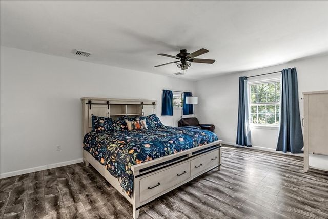 43 Old Powder House Rd, Lakeville, MA 02347