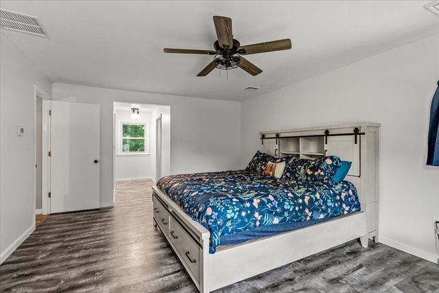 43 Old Powder House Rd, Lakeville, MA 02347
